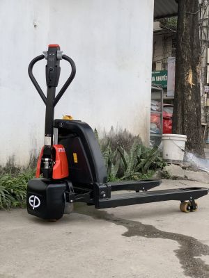 XE NÂNG TAY ĐIỆN EPT15-EZ