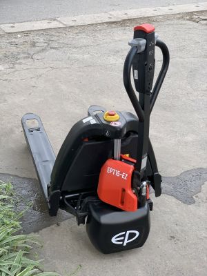 XE NÂNG TAY ĐIỆN EPT15-EZ