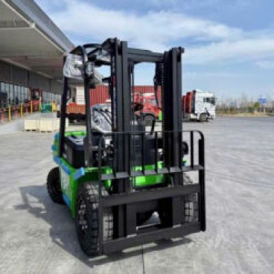 XE NÂNG ĐIỆN 3 TẤN EFXZ301