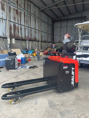 XE NÂNG TAY ĐIỆN ĐỨNG LÁI SL30GA