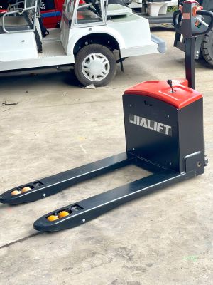 XE NÂNG TAY ĐIỆN 3 TẤN CBD30-C