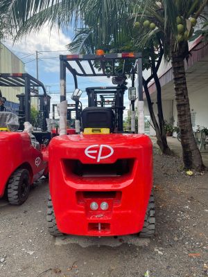XE NÂNG DẦU 3.5 TẤN CPCD35T3/H3